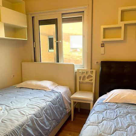 Quiet Apartment Near Tirana Lake Eksteriør bilde
